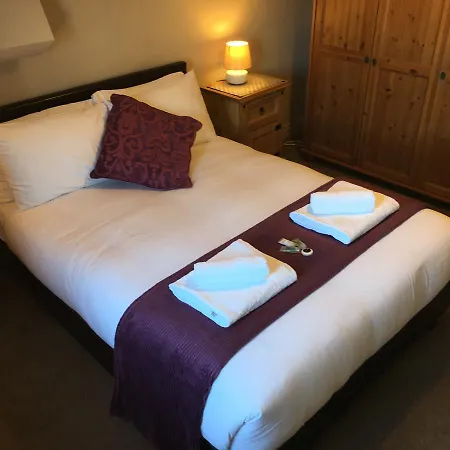 Apartment Water Views - City Centre Leeds (West Yorkshire)